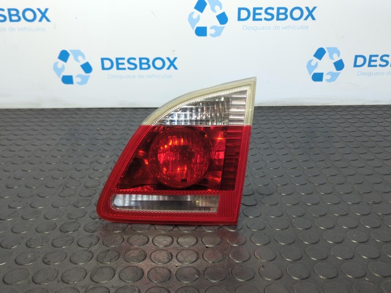 Recambio de piloto porton derecho para bmw serie 5 touring (e61) 530 d referencia OEM IAM   