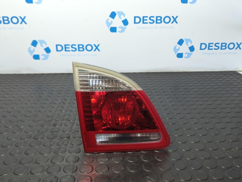 Recambio de piloto porton izquierdo para bmw serie 5 touring (e61) 530 d referencia OEM IAM   