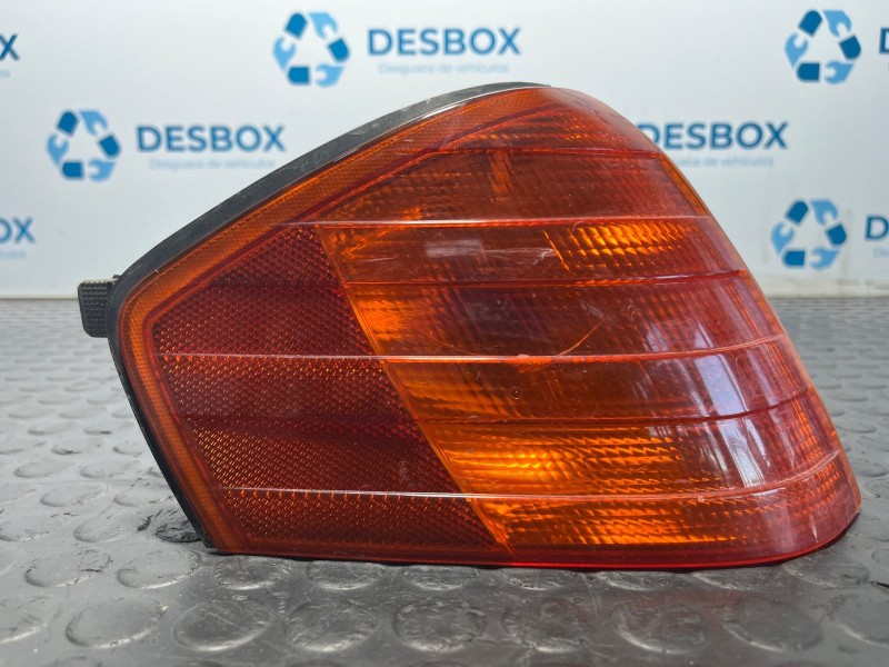 Recambio de piloto delantero derecho para mercedes-benz clase sl (w129) 500 sl referencia OEM IAM 1305231048  