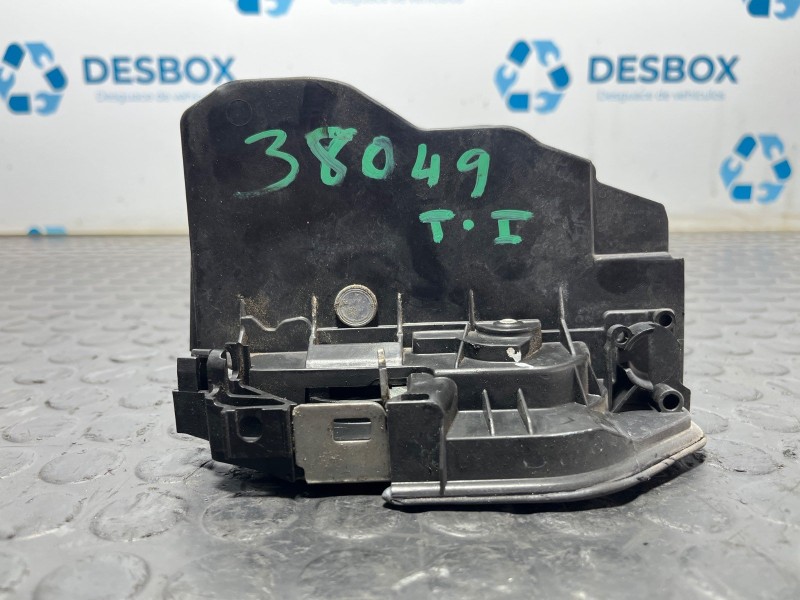 Recambio de cerradura puerta trasera izquierda para bmw serie 5 touring (e61) 530 d referencia OEM IAM 7167069  
