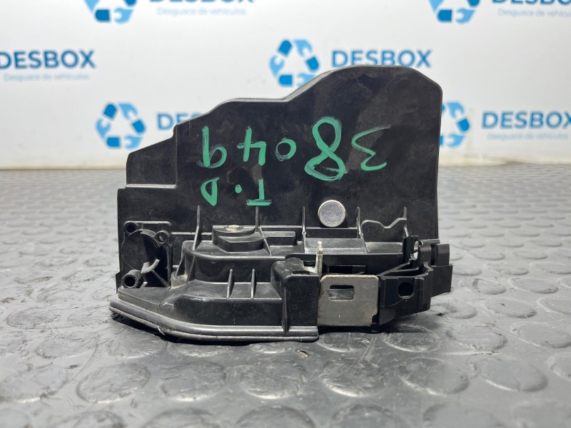 Recambio de cerradura puerta trasera derecha para bmw serie 5 touring (e61) 530 d referencia OEM IAM 7167070  