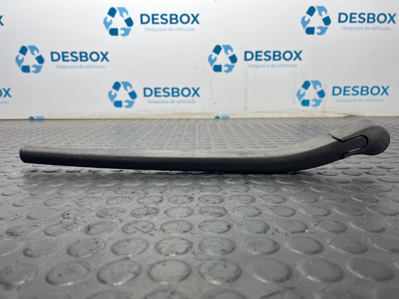 Recambio de brazo limpia trasero para bmw serie 5 touring (e61) 530 d referencia OEM IAM 61627066173  
