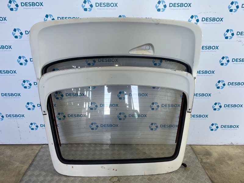 Recambio de porton trasero para ford sierra berlina referencia OEM IAM   