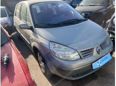 renault scenic ii del año 2004