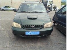 kia carnival ii del año 2000 2