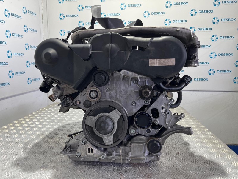 Recambio de motor para audi a4 berlina (8e) 2.5 tdi referencia OEM IAM AKE  