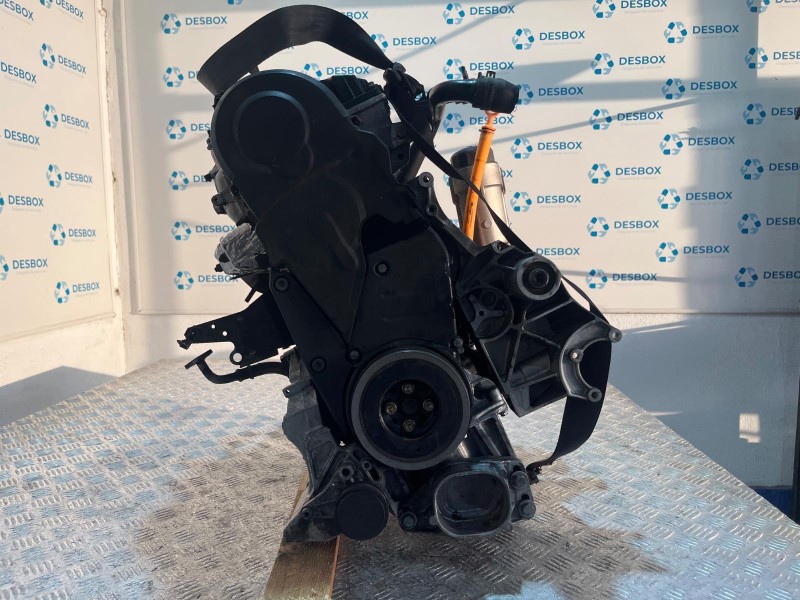 Recambio de motor para volkswagen passat berlina (3b3) advance referencia OEM IAM AVB  
