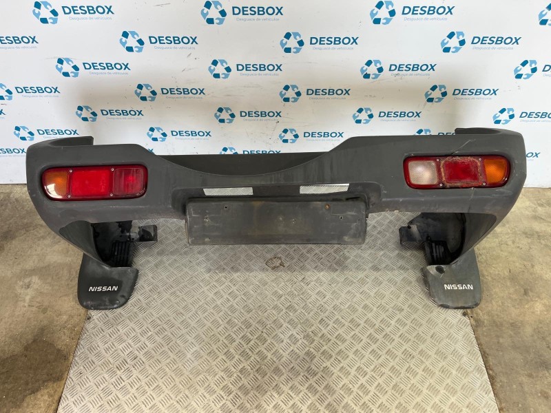 Recambio de paragolpes trasero para nissan terrano ii 2.4 i 12v 4wd referencia OEM IAM   