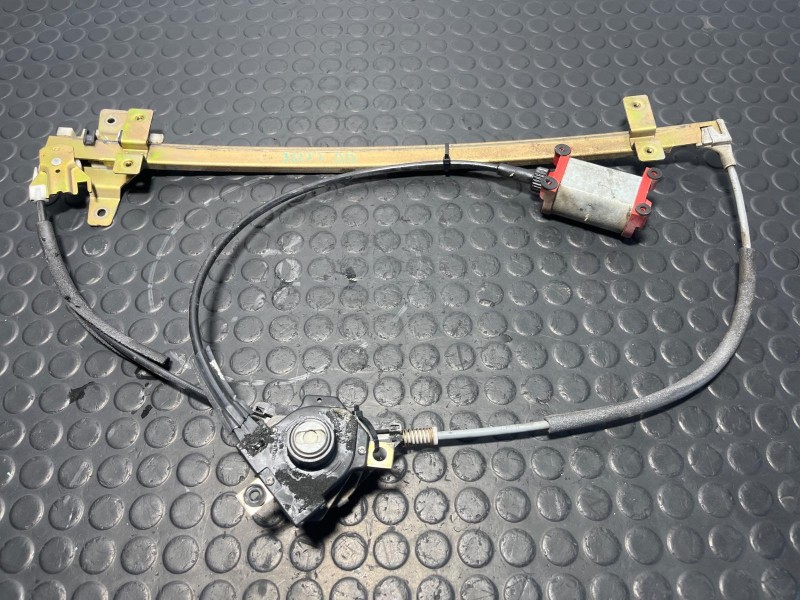 Recambio de elevalunas delantero derecho para nissan terrano ii 2.4 i 12v 4wd referencia OEM IAM   
