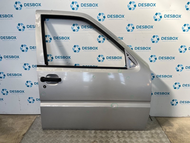 Recambio de puerta delantera derecha para nissan terrano ii 2.4 i 12v 4wd referencia OEM IAM   