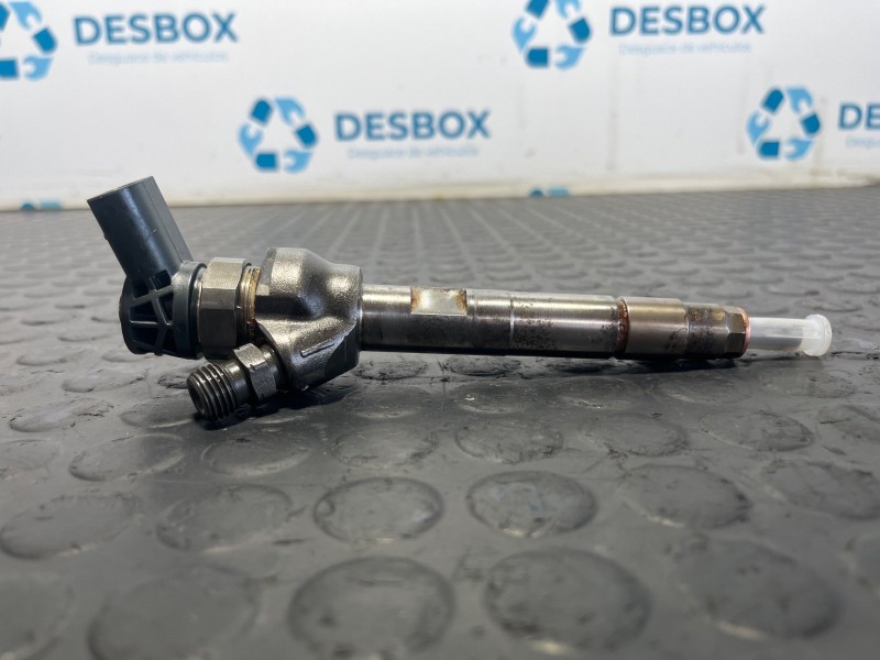 Recambio de inyector para bmw serie x1 (f48) x1 sdrive 18d referencia OEM IAM 8514146  