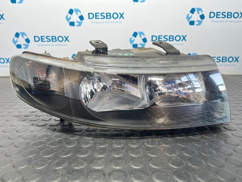 Recambio de faro derecho para seat leon (1m1) referencia OEM IAM 1M1941016  