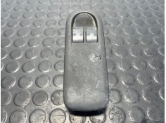 Recambio de mando elevalunas delantero izquierdo para renault megane ii berlina 3p confort dynamique referencia OEM IAM 15601809