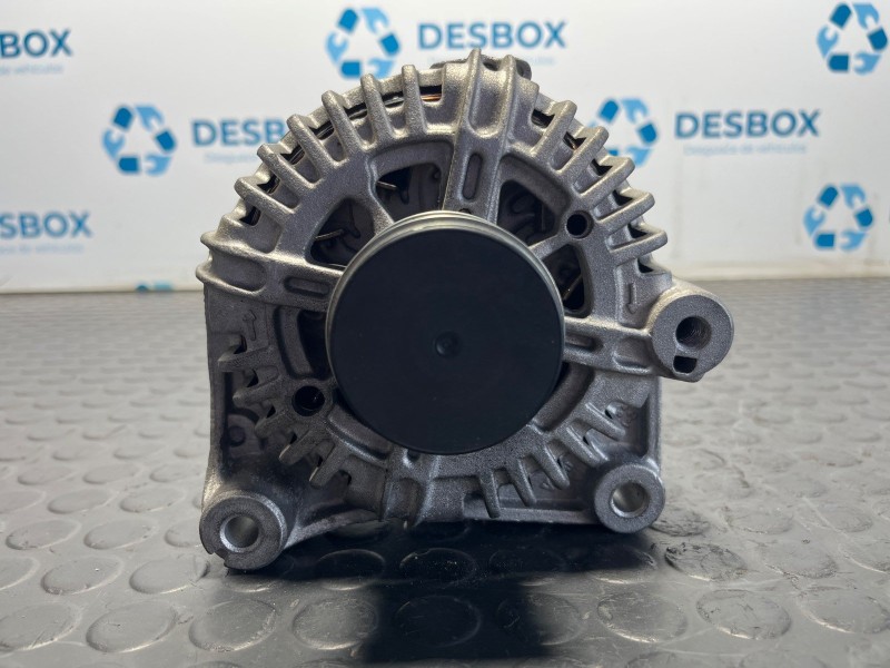 Recambio de alternador para bmw serie 3 berlina (e90) 330 d referencia OEM IAM LRA02956  