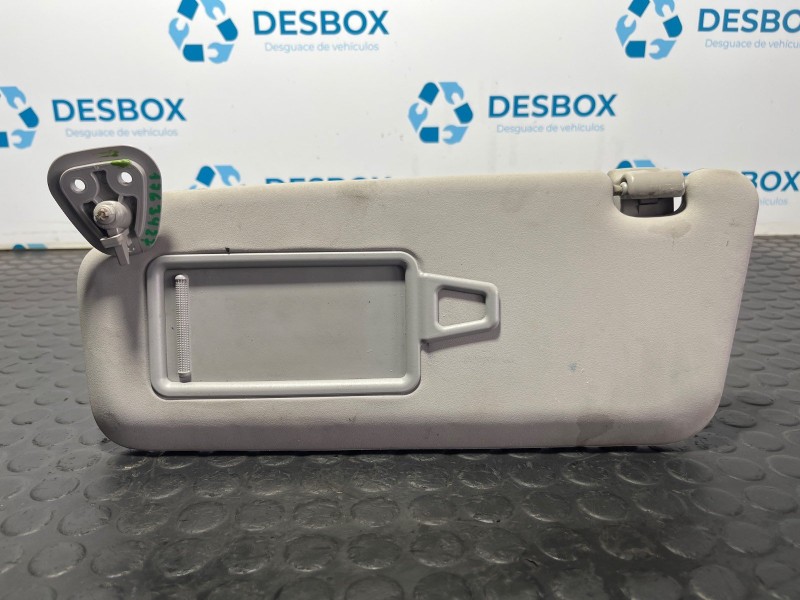 Recambio de parasol izquierdo para hyundai i30 1.6 crdi referencia OEM IAM   