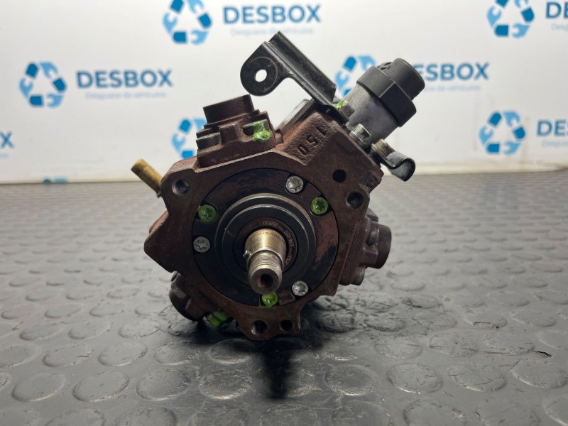 Recambio de bomba inyeccion para peugeot 207 referencia OEM IAM 9683703780  
