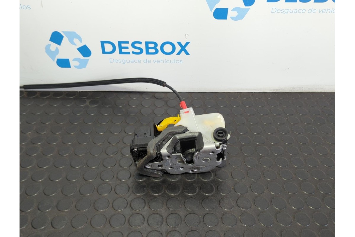 Recambio de cerradura puerta trasera izquierda para opel mokka x mokka x 1.3 i referencia OEM IAM 13579545  