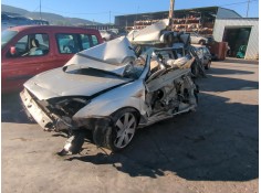 ford focus berlina (cak) del año 2004