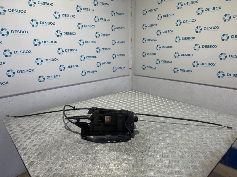 Recambio de freno de mano electrico para renault scenic ii 1.5 dci referencia OEM IAM 8200450860A  