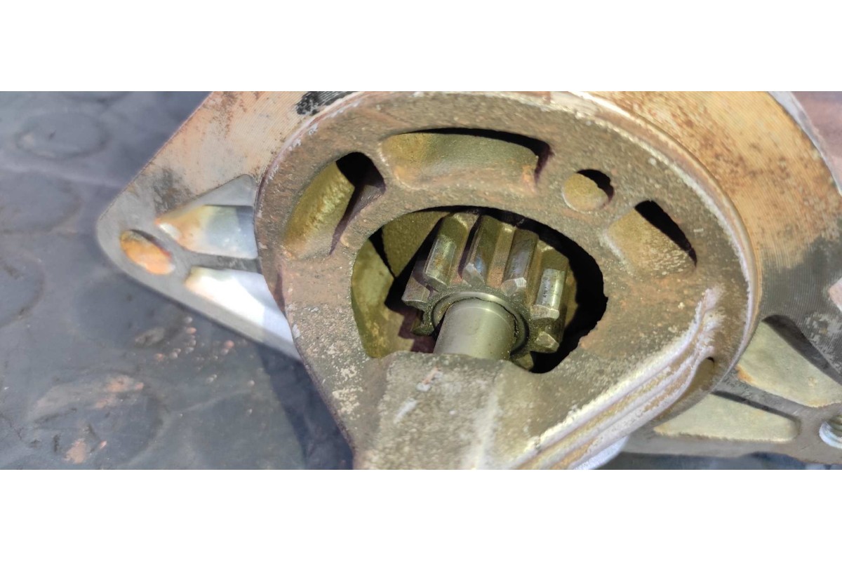 Recambio de motor arranque para chrysler jeep cherokee (j) 4.0 limited referencia OEM IAM 33002709  