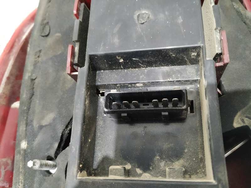 Recambio de piloto trasero derecho para ford mondeo berlina (gd) 1.8 turbodiesel cat referencia OEM IAM 93BG13N004  