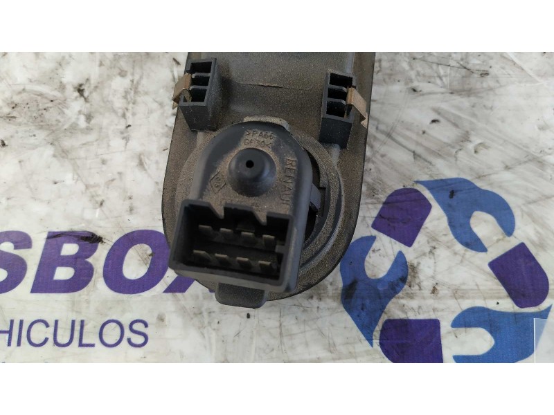 Recambio de mando elevalunas delantero derecho para renault espace iv (jk0) 1.9 dci diesel referencia OEM IAM 8200519362  