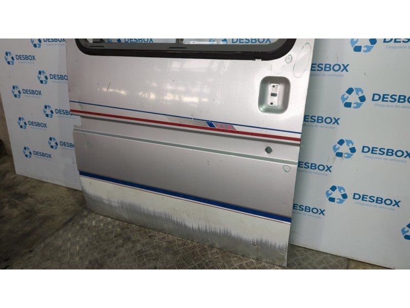 Recambio de puerta lateral corredera derecha para ford transit, caja abierta 1995 referencia OEM IAM   