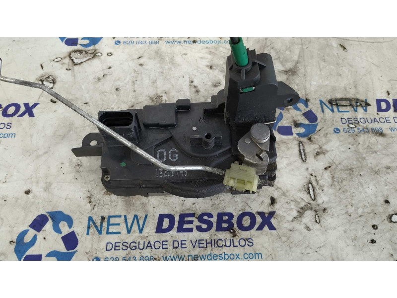 Recambio de cerradura puerta delantera derecha para opel astra h ber. 1.7 16v cdti referencia OEM IAM 13210749  