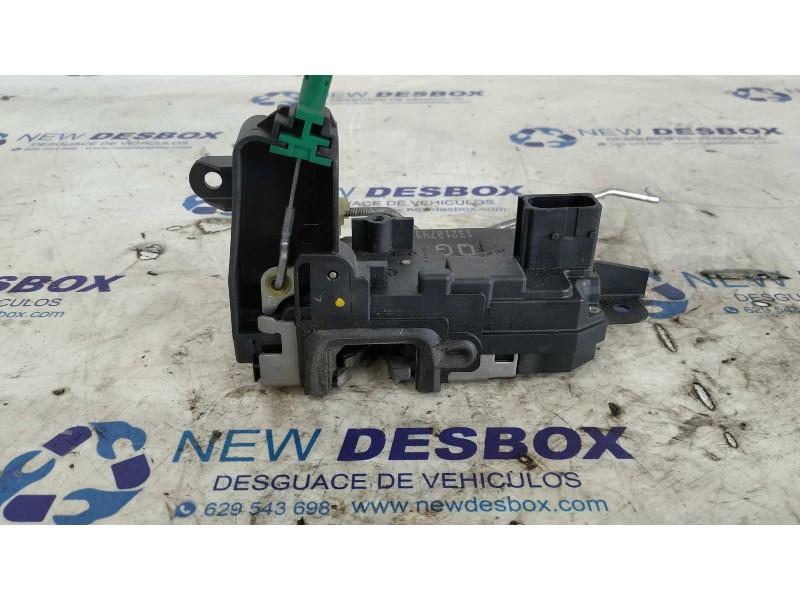 Recambio de cerradura puerta delantera derecha para opel astra h ber. 1.7 16v cdti referencia OEM IAM 13210749  