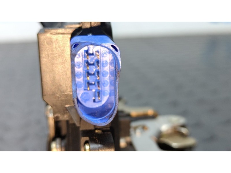 Recambio de cerradura puerta delantera izquierda para volkswagen golf v berlina (1k1) 1.9 tdi referencia OEM IAM 3D1837015  