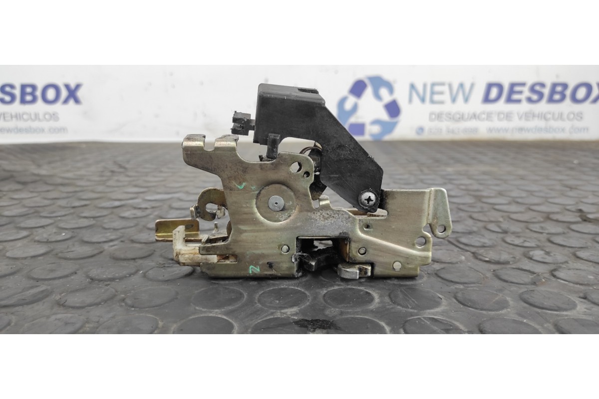 Recambio de cerradura puerta delantera izquierda para volkswagen lt caja abierta (mod. 1997) lt 28 caja abierta referencia OEM I