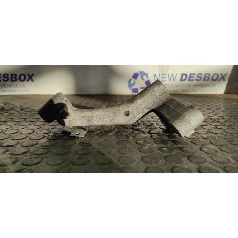 Recambio de puente delantero para peugeot 3008 allure referencia OEM IAM S0411A  