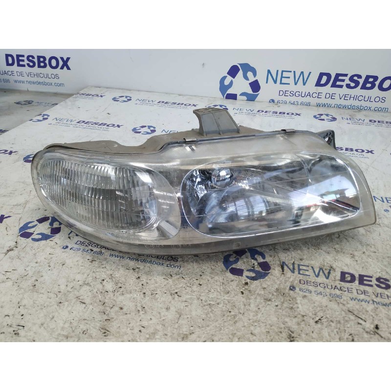 Recambio de faro derecho para daewoo nubira berlina 2.0 cat referencia OEM IAM 0301000920  