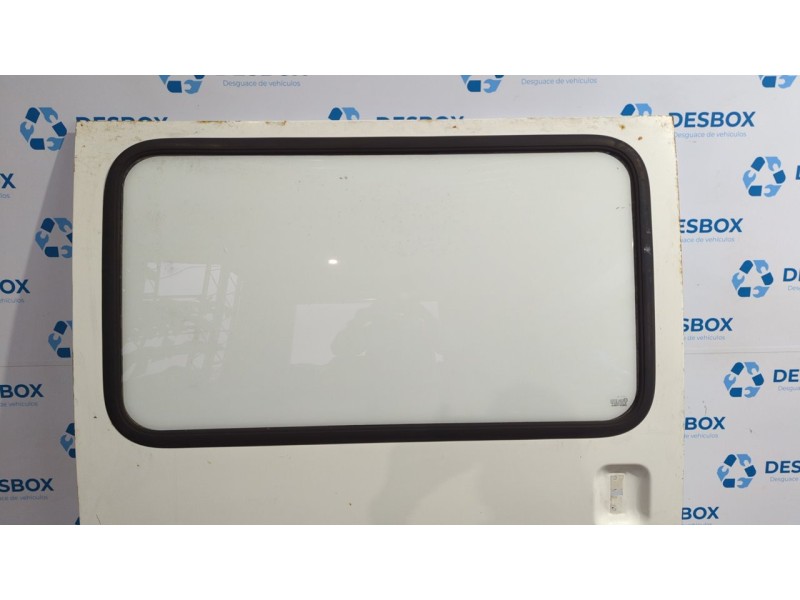 Recambio de puerta lateral corredera derecha para ford transit, caja abierta 1995 referencia OEM IAM   