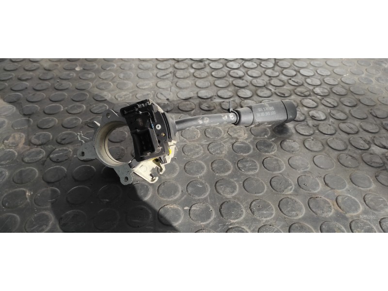Recambio de mando multifuncion para mercedes-benz clase c (w203) berlina 2.2 cdi cat referencia OEM IAM 2035450010  