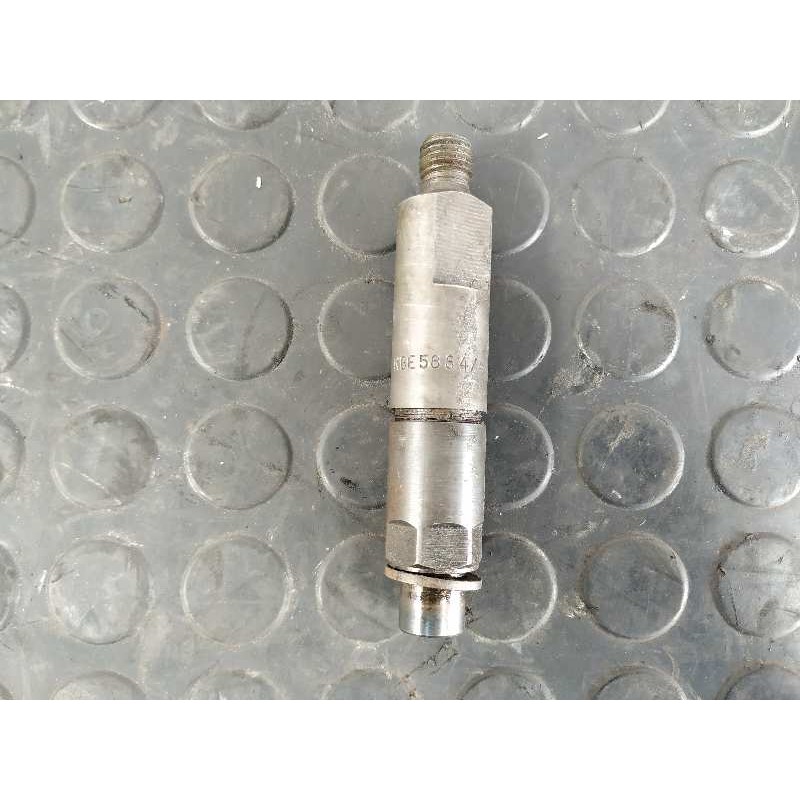 Recambio de inyector para fiat ducato bus 2.4 diesel referencia OEM IAM KBE58S44  