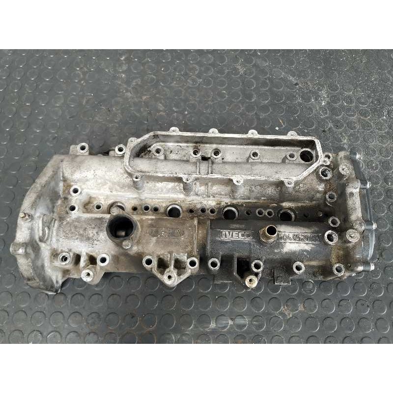 Recambio de tapa balancines para iveco daily combi 2.3 diesel cat referencia OEM IAM 504052453  