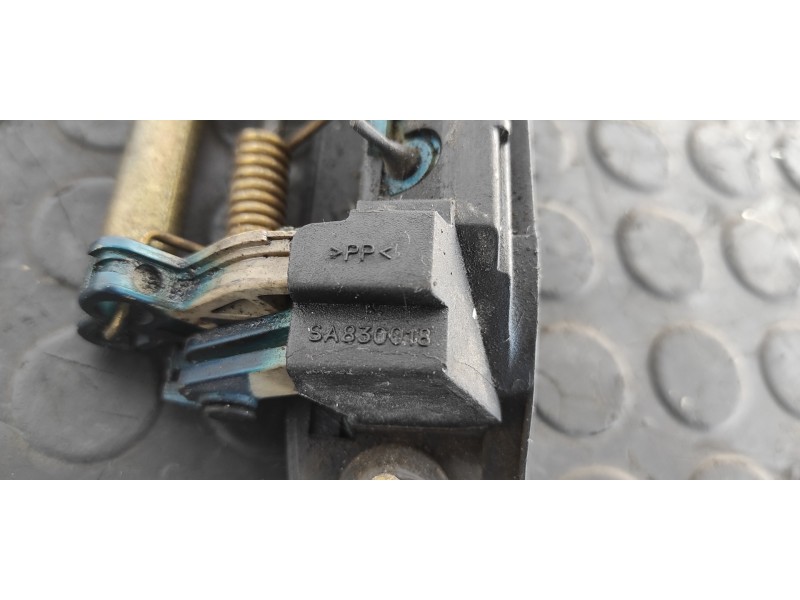 Recambio de maneta delantera derecha para nissan primera trav. (wp11) comfort referencia OEM IAM SA830018  