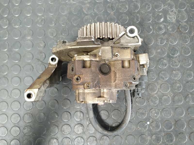 Recambio de bomba inyeccion para ford focus c-max (cap) 1.6 tdci cat referencia OEM IAM 9651844380  