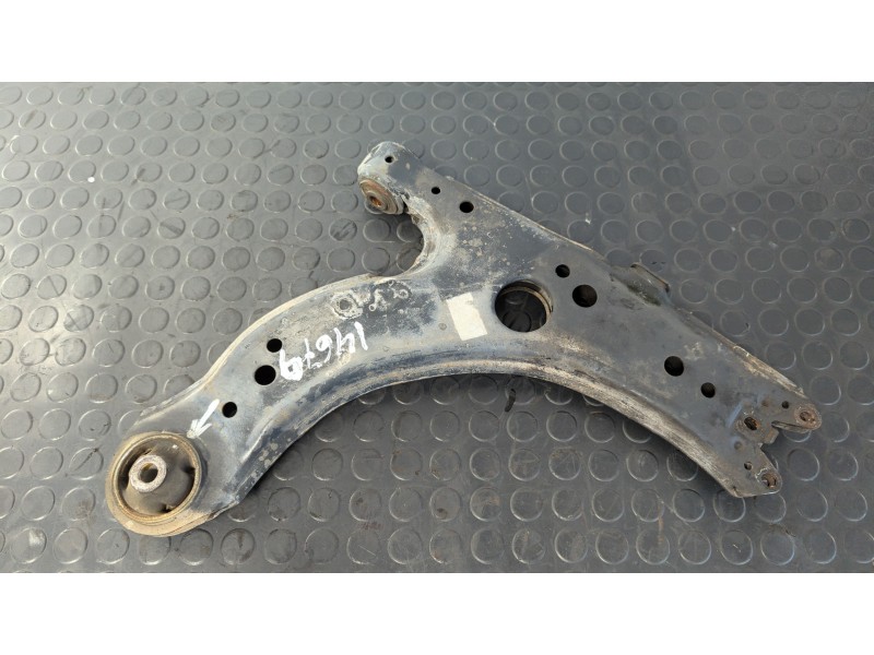 Recambio de brazo derecho inferior delantero para volkswagen new beetle (9c1/1c1) 2.0 referencia OEM IAM 157B158B  