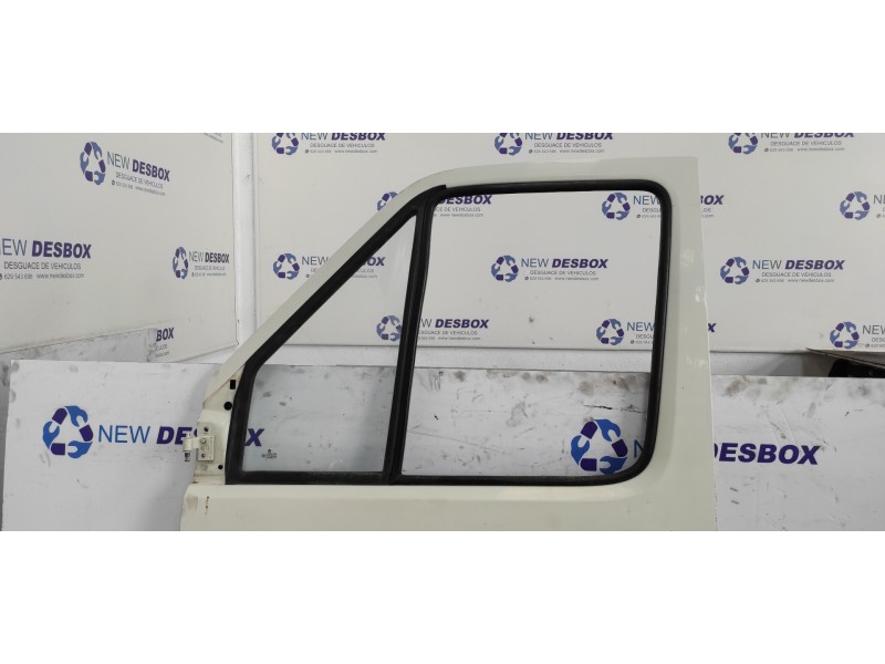 Recambio de puerta delantera izquierda para volkswagen lt caja abierta (mod. 1997) lt 28 caja abierta referencia OEM IAM   