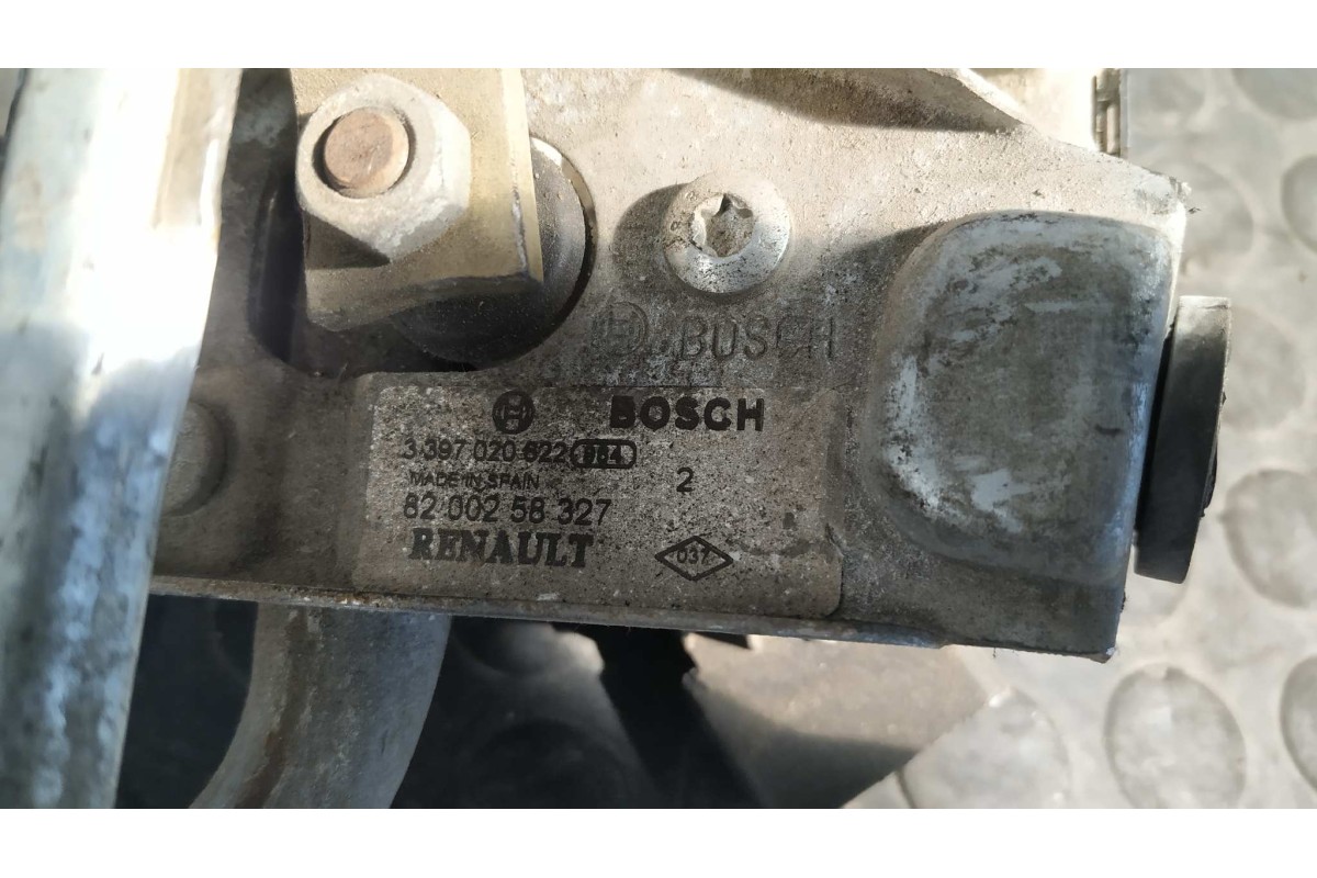 Recambio de motor limpia delantero para renault clio ii fase ii (b/cb0) 1.5 dci diesel referencia OEM IAM 0390241535  