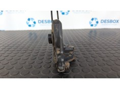 Recambio de cerradura puerta delantera derecha para toyota auris 1.4 turbodiesel cat referencia OEM IAM A046693   2