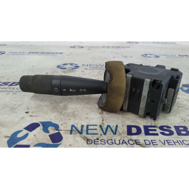 Recambio de mando intermitentes para peugeot 205 berlina 1.1 mito referencia OEM IAM   