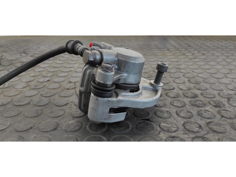 Recambio de pinza de freno delantera derecha para honda cb 900 f2 900 f2 referencia OEM IAM NISSIN4S11  