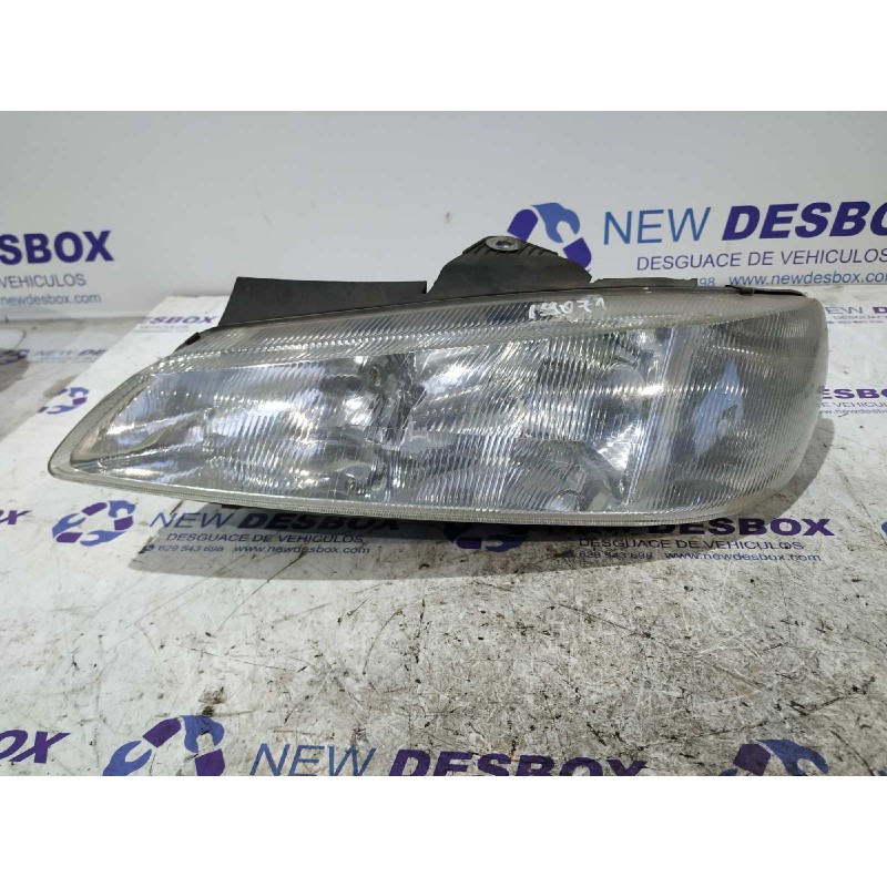 Recambio de faro izquierdo para peugeot 406 berlina (s1/s2) sldt referencia OEM IAM 0301037021  