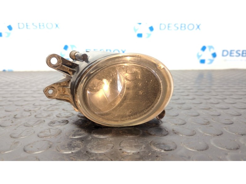 Recambio de faro antiniebla derecho para audi a4 avant (8e) 2.5 v6 24v tdi referencia OEM IAM 8E0941700  