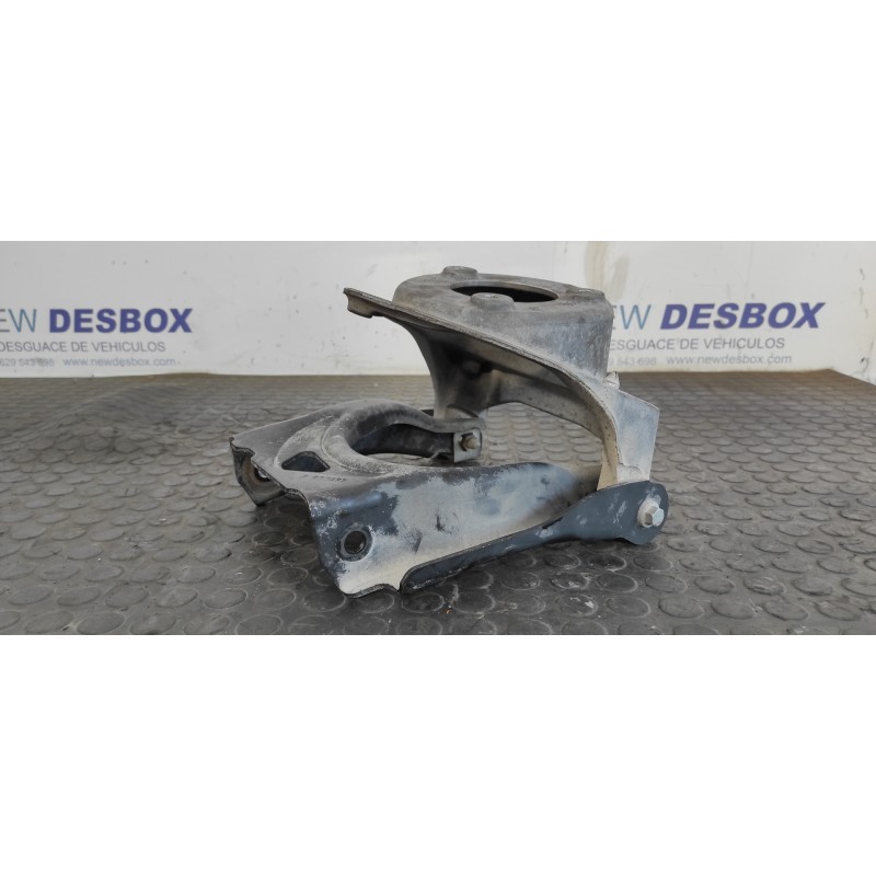 Recambio de brazo izquierdo superior delantero para peugeot 407 coupe 2.2 cat referencia OEM IAM 446328E  