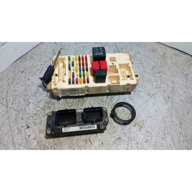 Recambio de conmutador de arranque para fiat punto berlina (188) 1.2 8v elx (i) referencia OEM IAM 46812234  