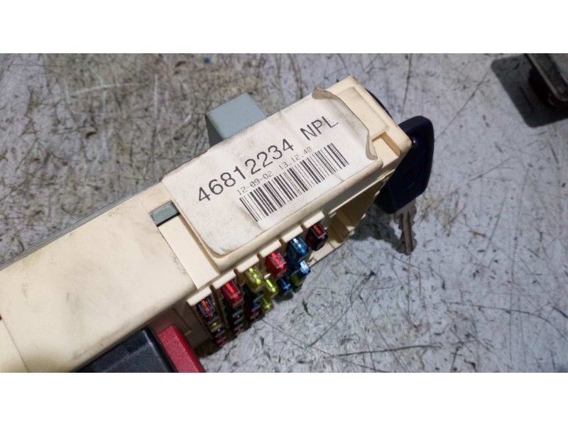 Recambio de conmutador de arranque para fiat punto berlina (188) 1.2 8v elx (i) referencia OEM IAM 46812234  